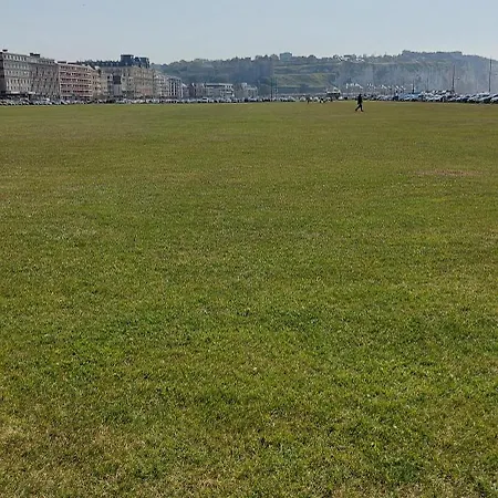 Idealement Situe, Vue Et Port, Proche Centre Apartament